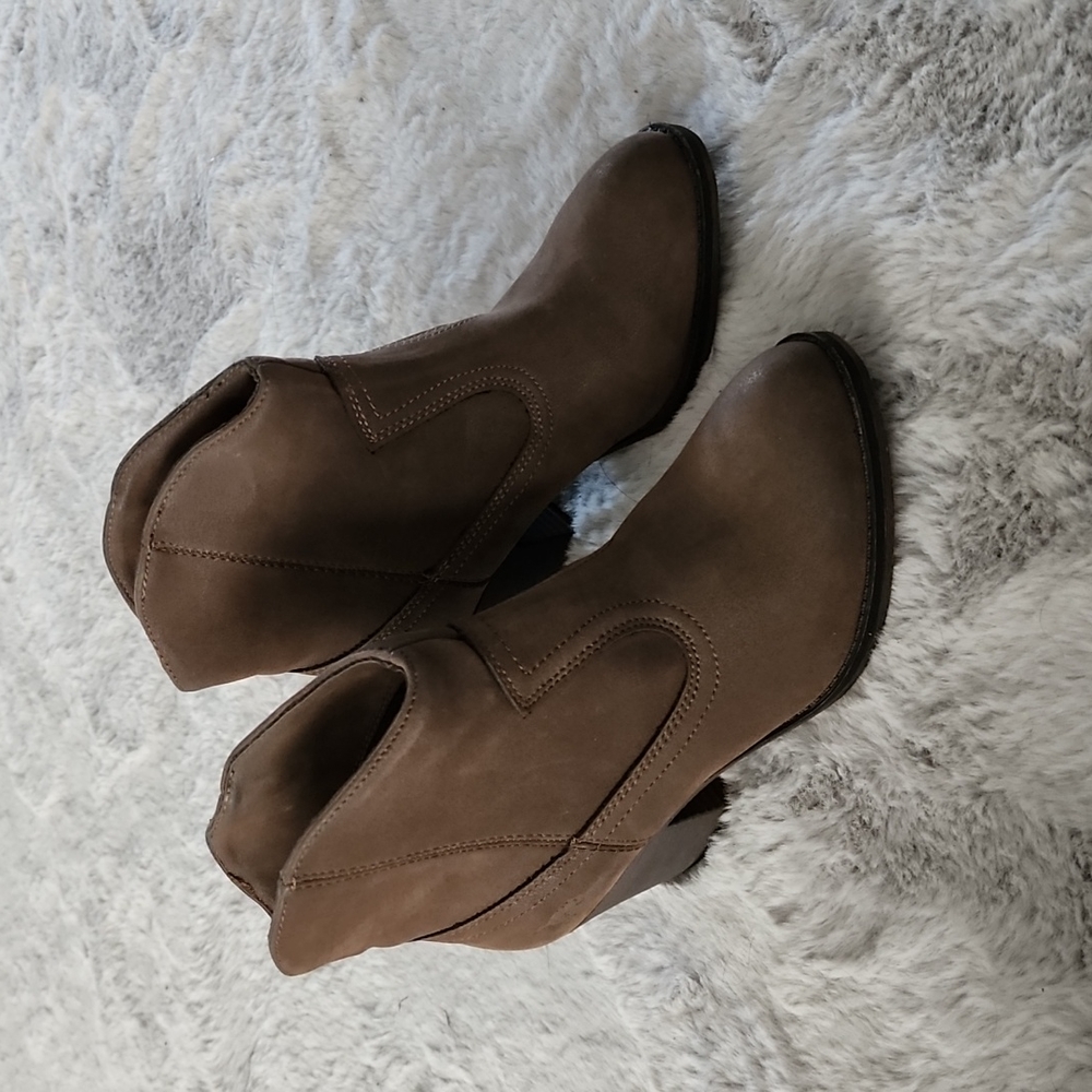 Rocketdog brown boots. Worn one time.  Like new with box 7.5